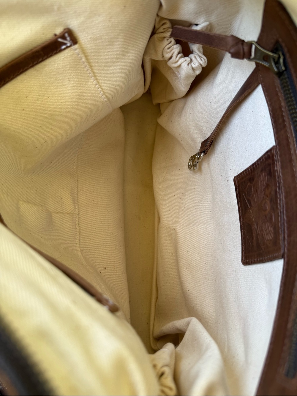 Butterfly & Floral Embroidered Canvas Tote/ convertible day bag - Picture 10 of 12